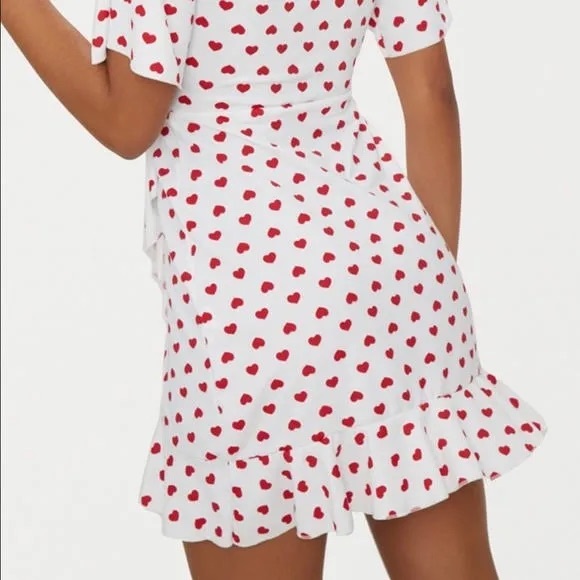 Heart Dress from Pretty Little Things - Picture 2 of 2